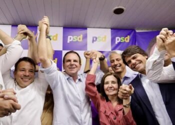 votação, disputa, pleito;