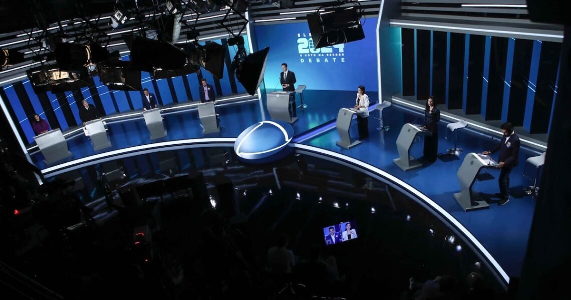 votação, pleito, campanha eleitoral;