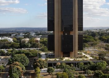 votação, pleito, disputa, eleitoral;