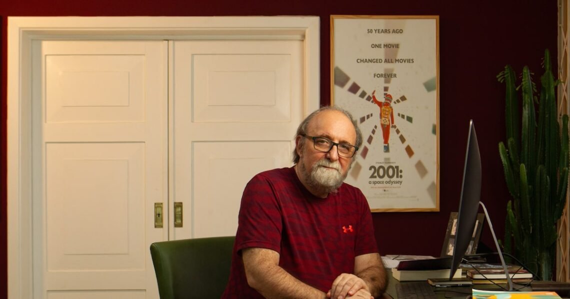 neurocientista, professor, médico, cientista;