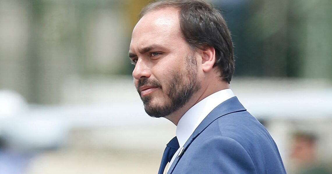 desvio, de salários, esquema, de desvio, corrupção, fraude;