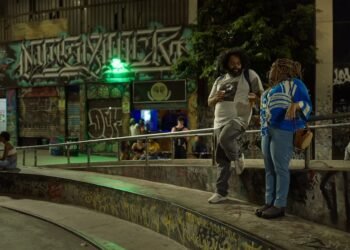 drama, romance, comédia;