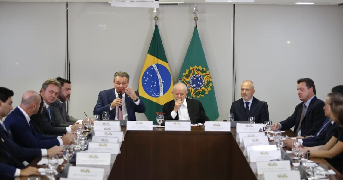 sistema prisional, prisões, penitenciário;
