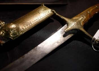 02/11/2024 | 15h24 Espada de Napoleão será leiloada. Foto: Benjamin Cremel/AFP Encontrou algum erro? Entre em contato Compartilhe: Tudo Sobre Napoleão Bonaparte - Todos os direitos: @ Estadão