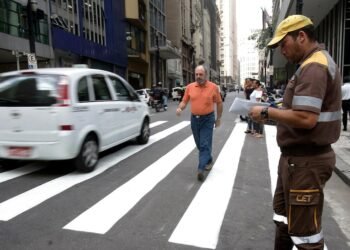 Código, Legislação, Regulamento;